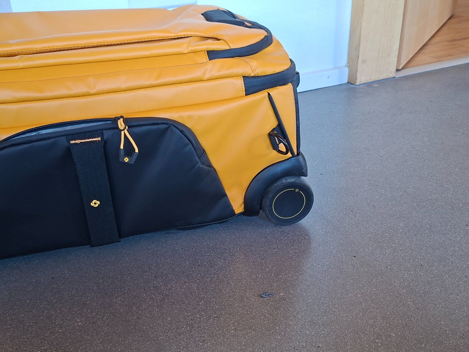 Valigie: Samsonite Duffle bag / Rollkoffer 55cm – Usato da Ftan venduto da bla_ckx9 5