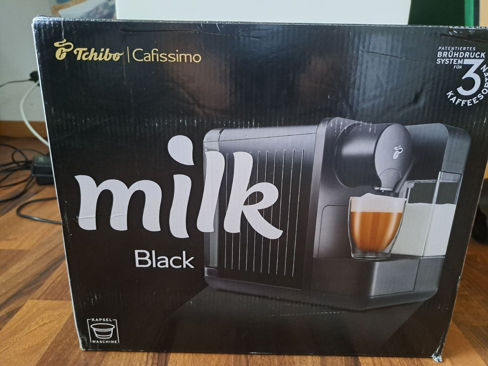 Tchibo Macchine per caffè & Macchine per espresso: Tchibo Cafissimo Milk Black !! NEU!! – Nuovo e nell'imballaggio originale da Tann venduto da Monia87