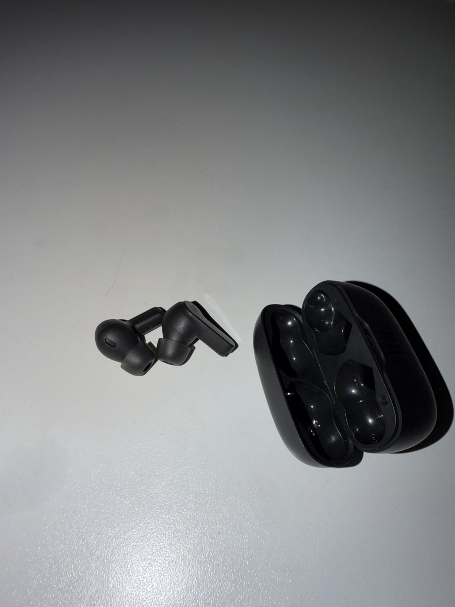 JBL Kopfhörer: JBL In-Ear Kopfhörer – Gebraucht aus Schlieren von genti_7