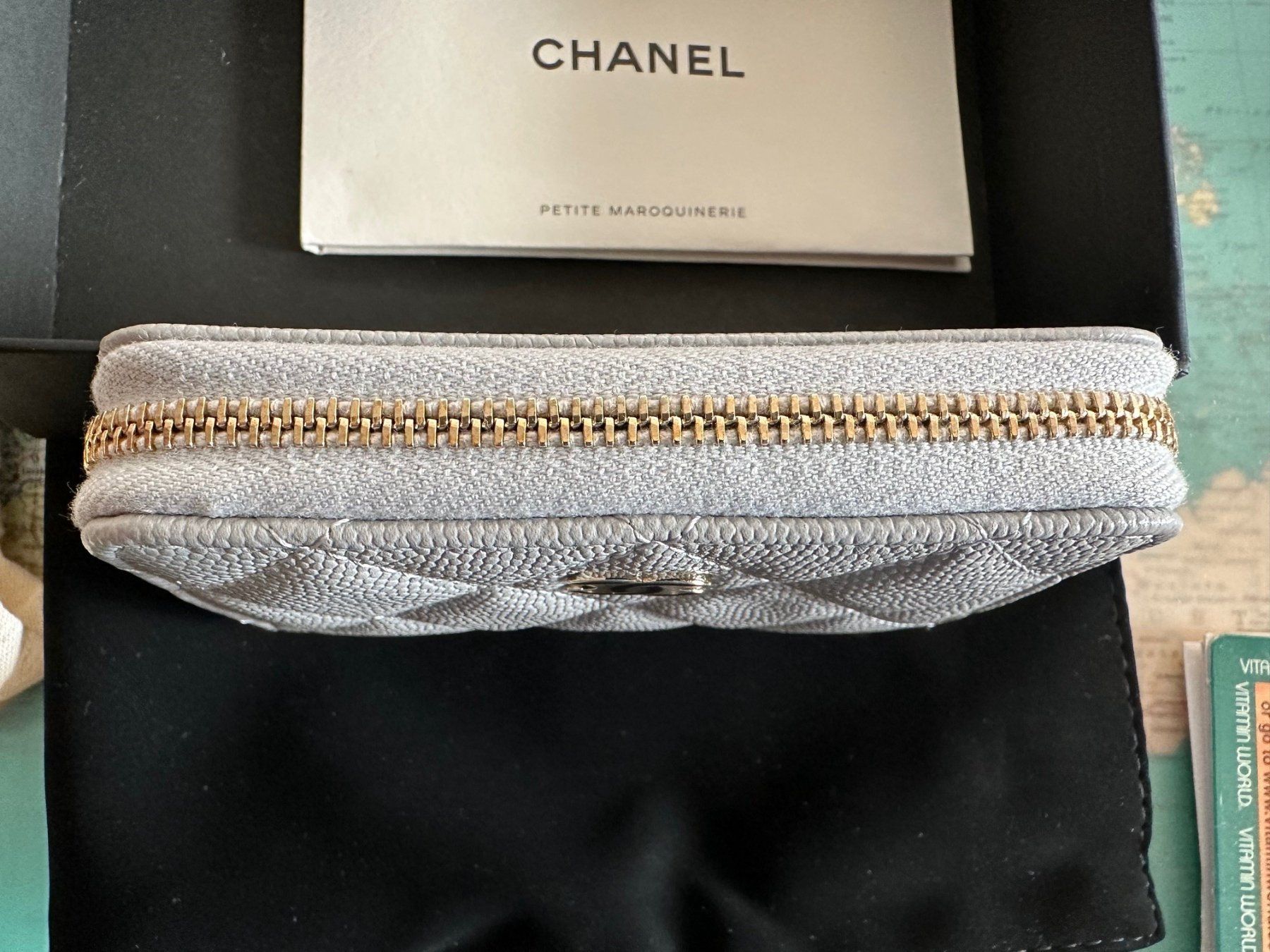 Chanel Taschen für Damen: Chanel Zip Coin Geldbörse – Neu und originalverpackt aus Winterthur von chanel_love 2