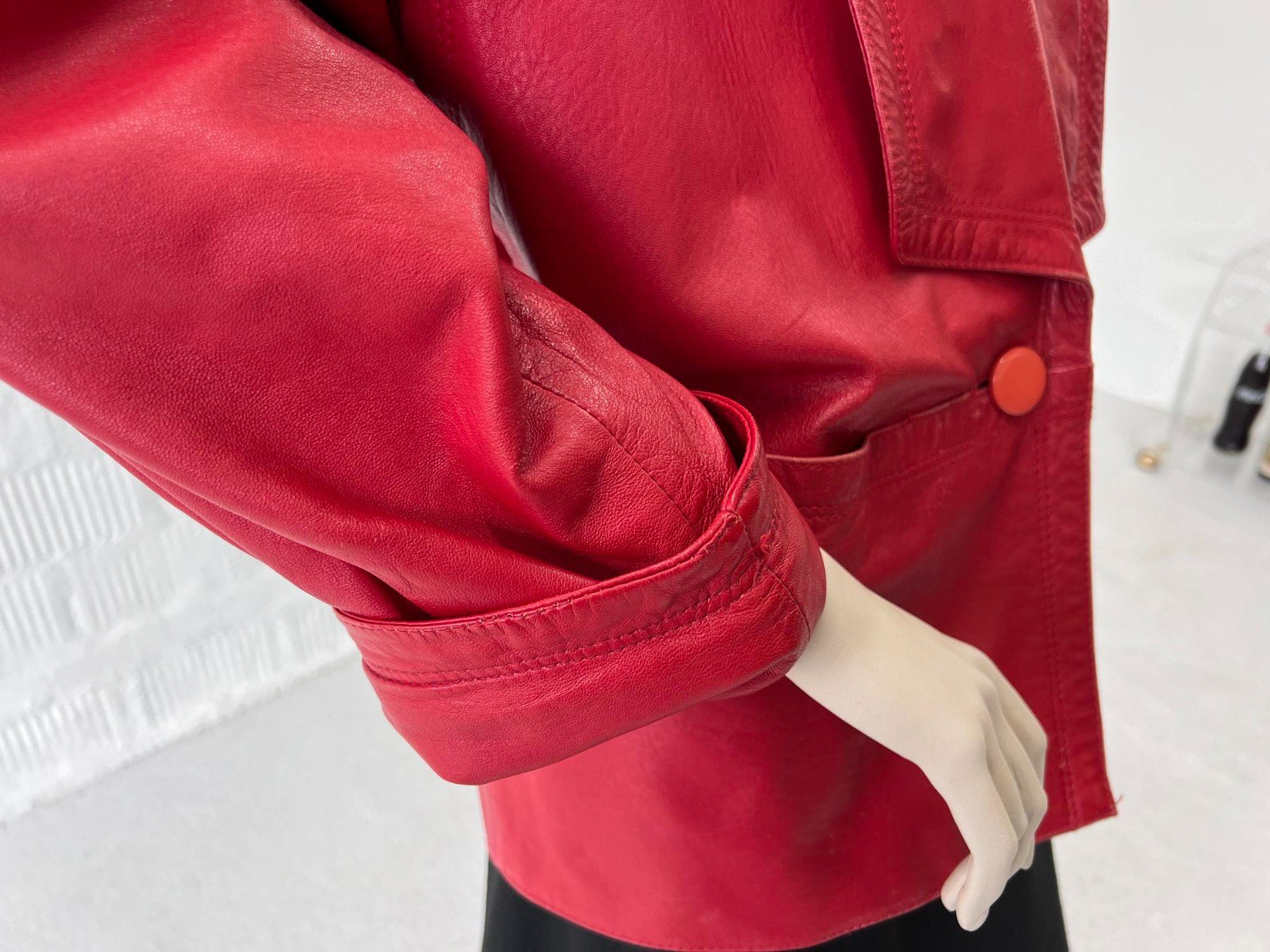 Giacche: Vintage 80er Jahre Leder-Jacke – Usato da Walzenhausen venduto da stilvollwohnen 2