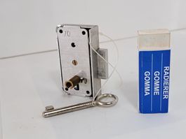 1 Möbel Schloss ESA mit Schlüssel, DM2cm (LOT400#MBS3)