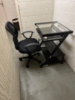 Gaming / Büro Schreibtisch und Stuhl Set Schwarz toller Zust