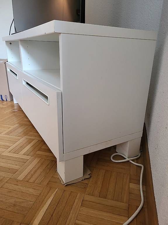 Ikea Meubles TV: TV- möbel Ikea – D'occasion à Adliswil par Swiss_Coolio 1