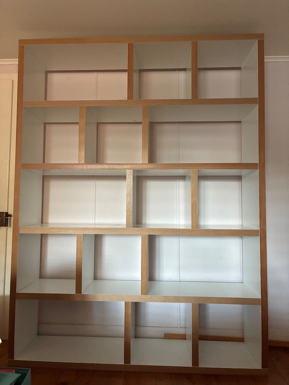 Regale: Regal weiss Holzoptik 150x198 cm – Gebraucht aus Männedorf von morese