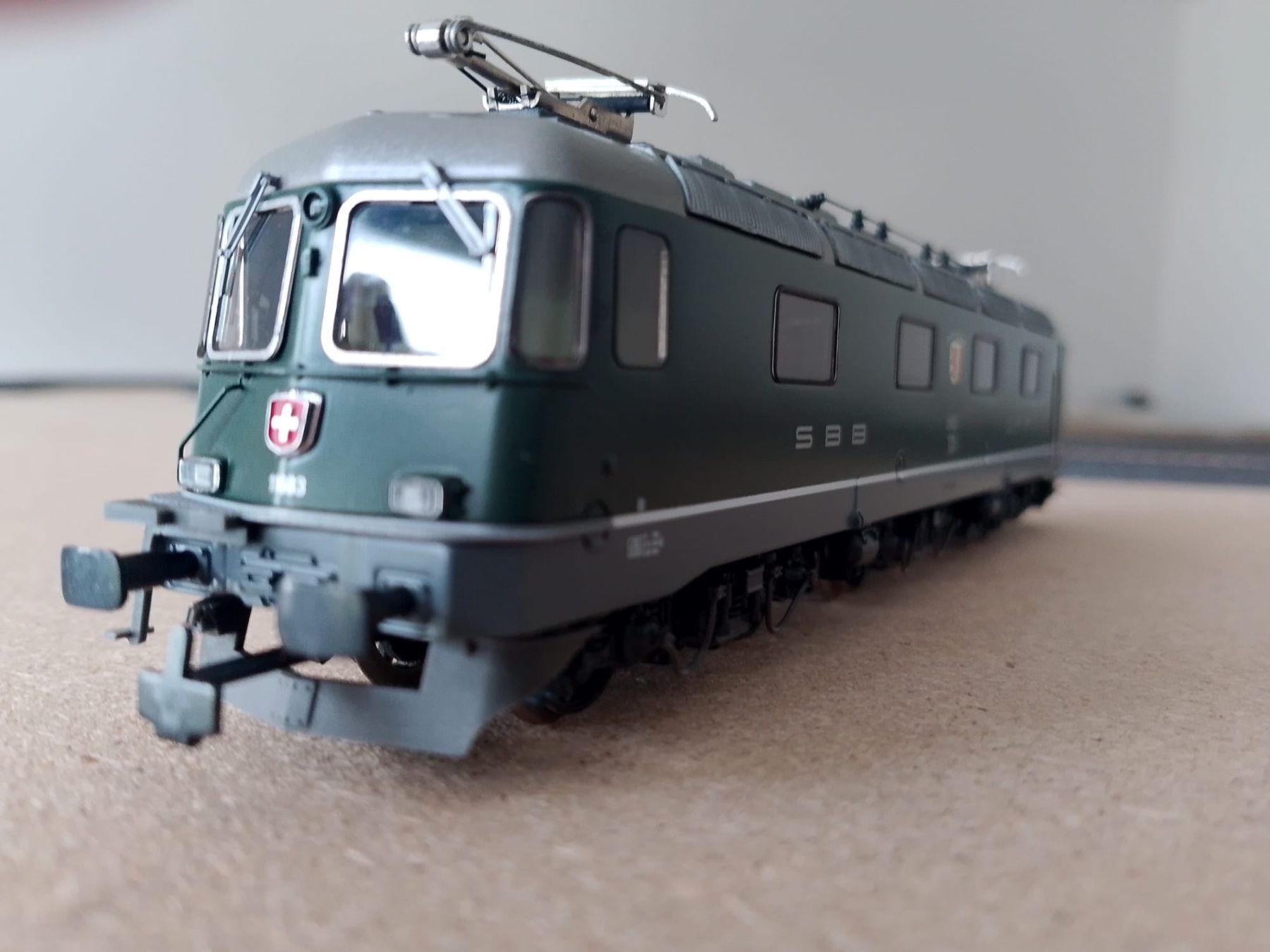 SBB/CFF/FFS Modelleisenbahnen: SBB&BLS LOKS (gleich&Wechselstrom) – Neu und originalverpackt aus Interlaken von choenu 6