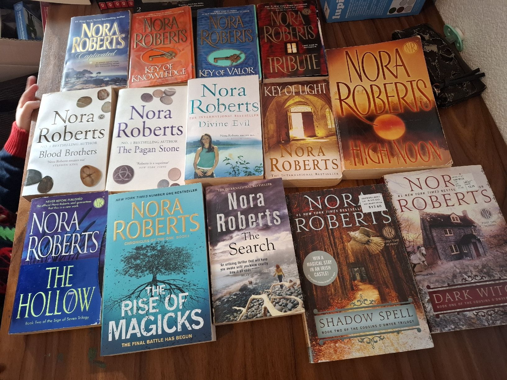 Bücher: Nora Roberts Book Set English – Gebraucht aus Frinvillier von LuluKathleen