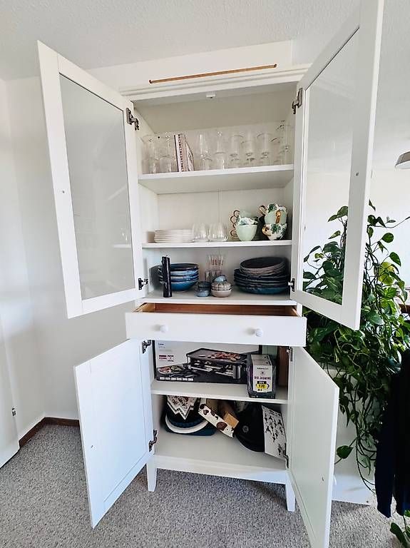 Vetrine: Hochschrank Vitrine mit Glas – Usato da Zürich venduto da Zebiglebowski 2