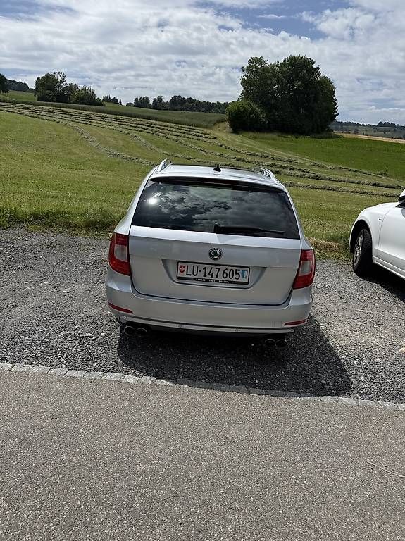 Autos: Skoda superb – D'occasion à Nottwil par pau_6rvq 2
