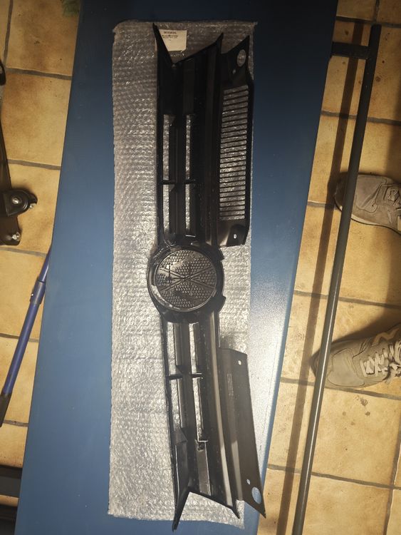 VW Alle Autoersatzteile: Sportgrill VW Golf 6 Gti  – Gebraucht aus Buttikon SZ von Bryan675
