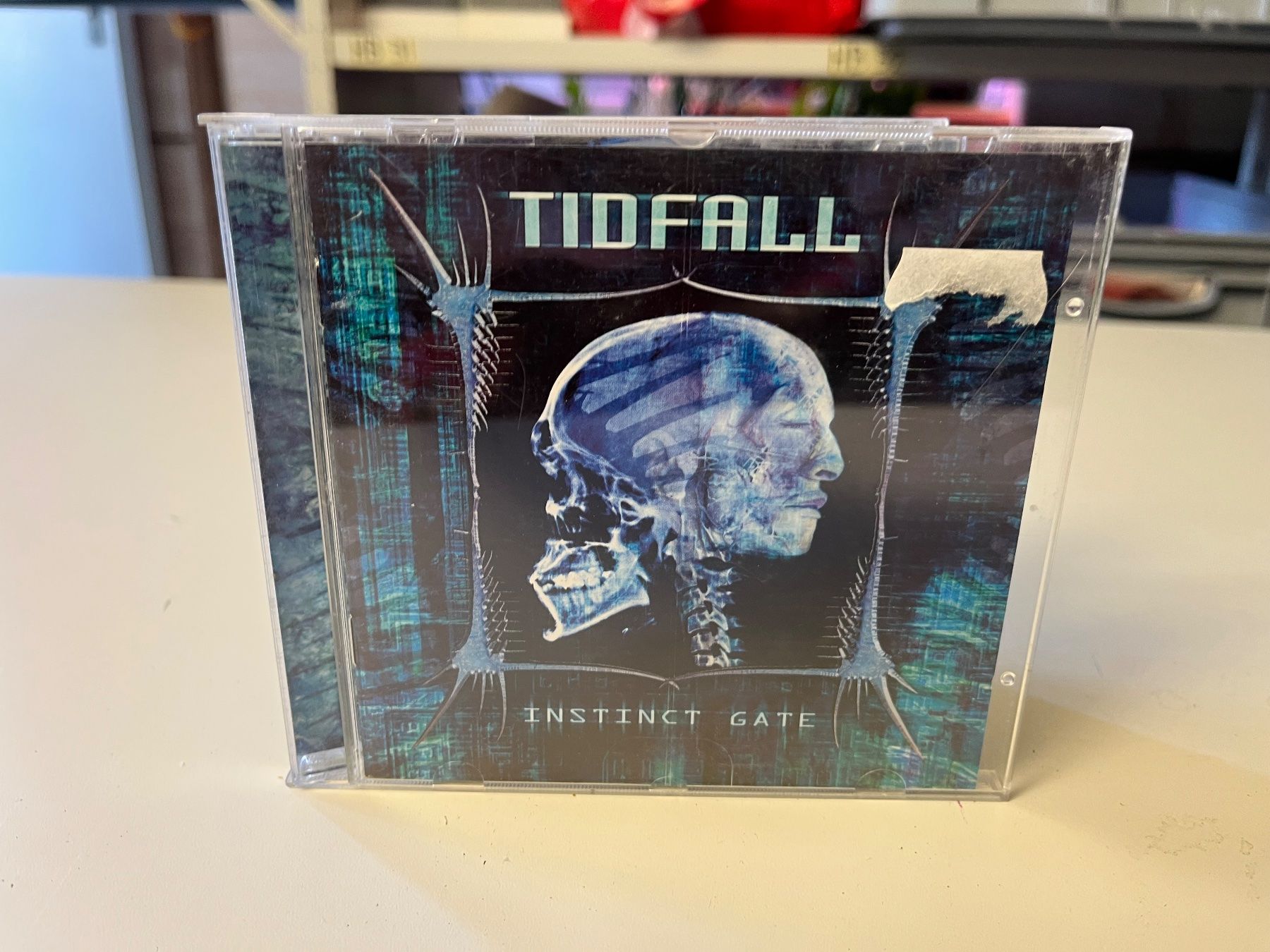 CD: Tidfall - Instinct Gate - HJ41B – Usato da Küsnacht ZH venduto da hardrock.earth