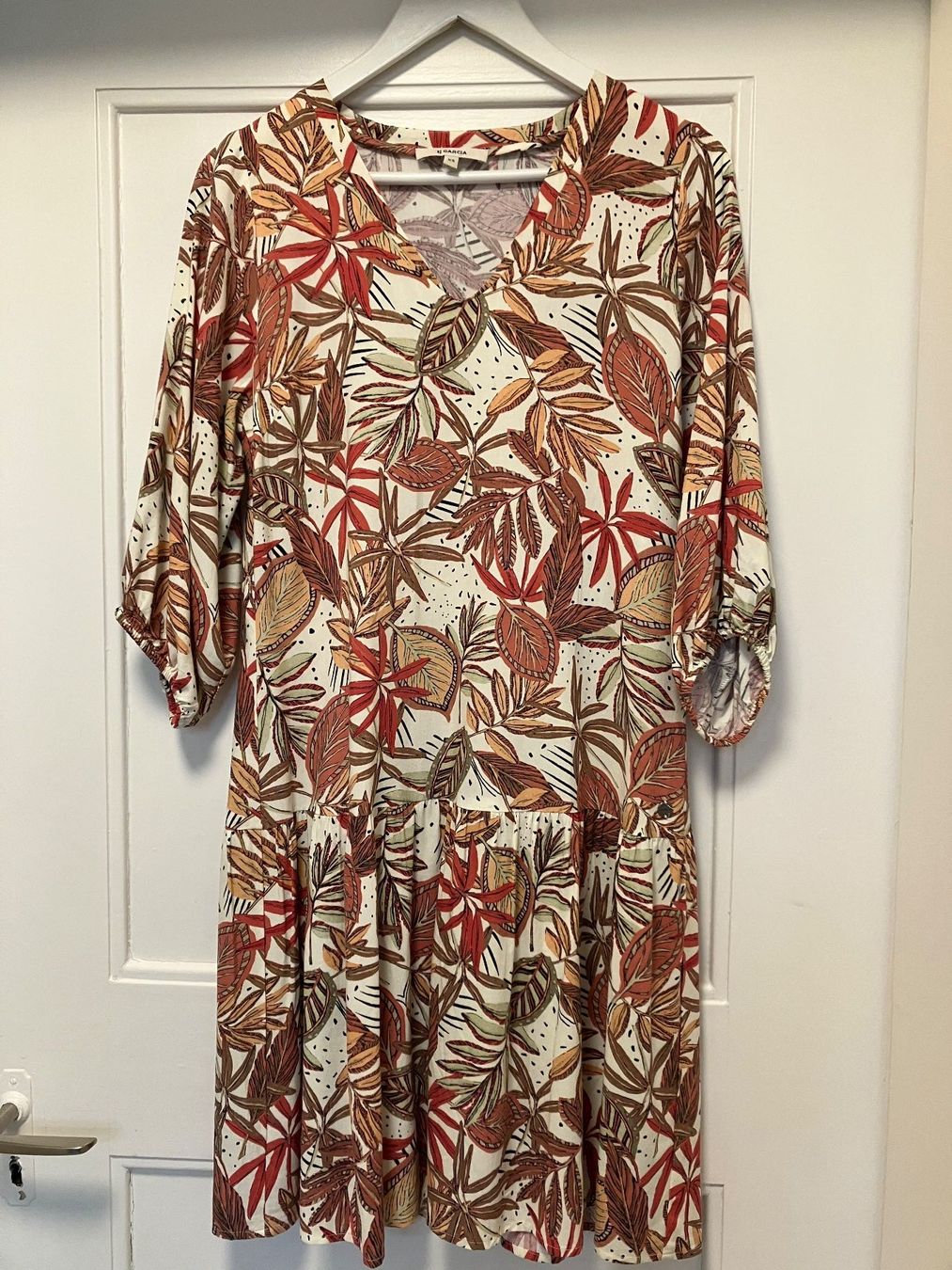 Vestiti: Kleid, Damen, Gr .XS, beige, Blättermuster – Usato da Zürich venduto da edf_9wg7 1