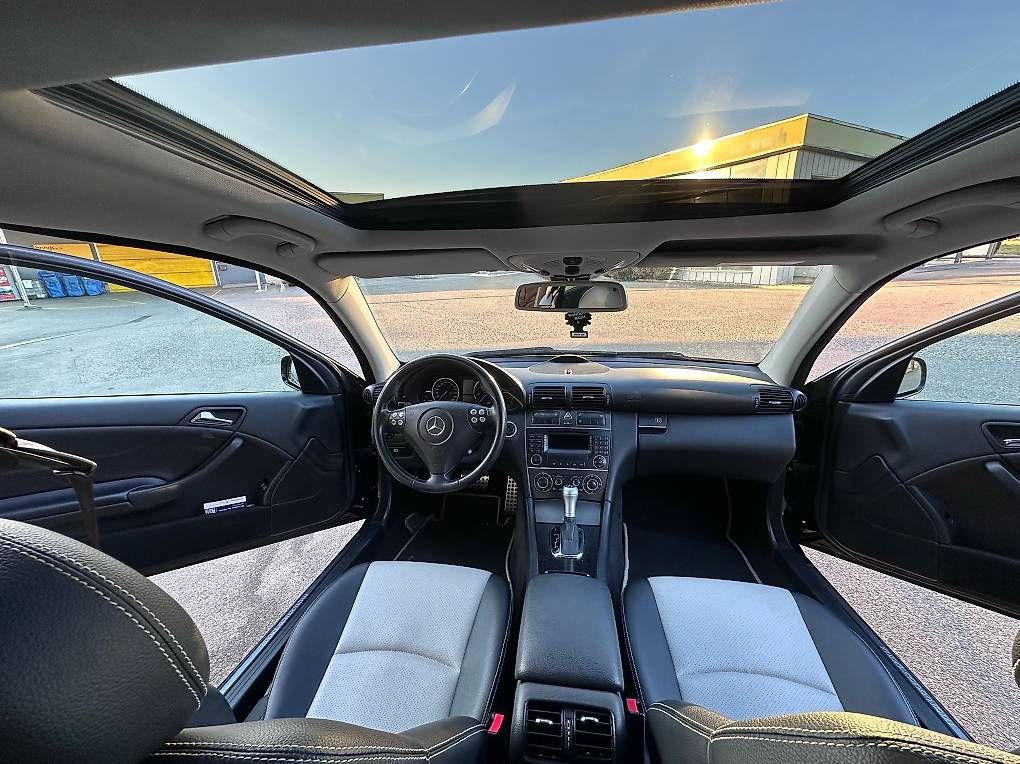 Mercedes-Benz Automobili: Mercedes C180 SportCoupe Kompressor – Usato da La Chaux-de-Fonds venduto da 7mu_g6kg 1