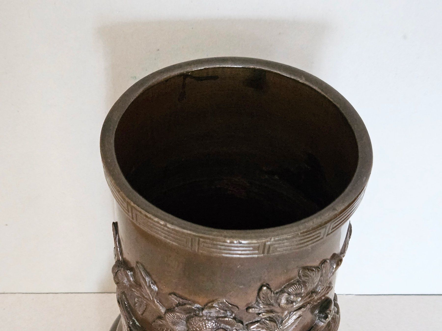Sculture & Statue: Japanische Bronzevase, 19. Jh. – Usato da Lugano venduto da Numisartes 5