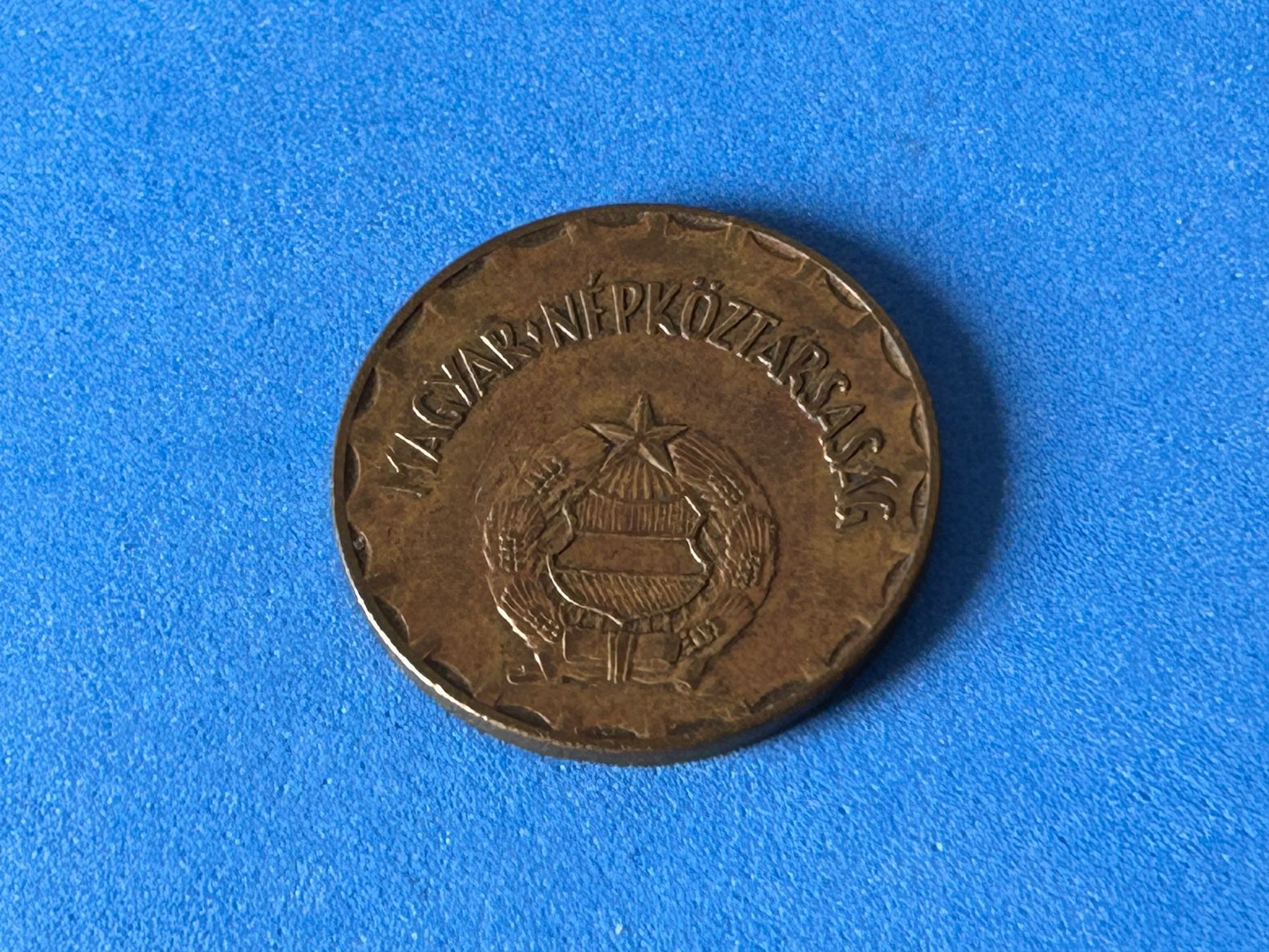Tutti le monete: Hungary - 2 Forint 1985 – Usato da Corcelles NE venduto da AJKader 3