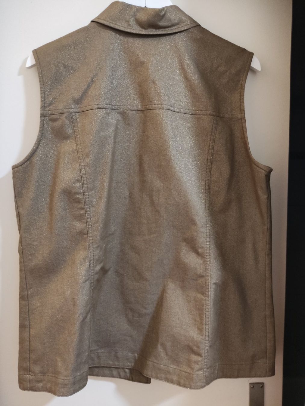 Gilet & Giacche senza maniche: Gilet Bianca Neuwertig L – Nuovo (secondo la descrizione) da Münchenbuchsee venduto da Cori1968 2