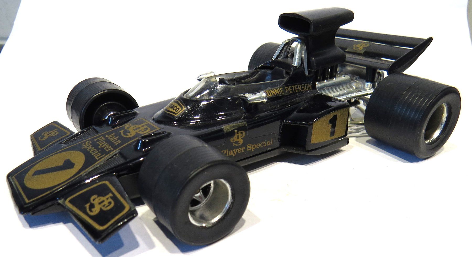 Polistil Modellautos: 1:25 JPS Lotus von Polistil – Gebraucht aus Ettingen von Burago