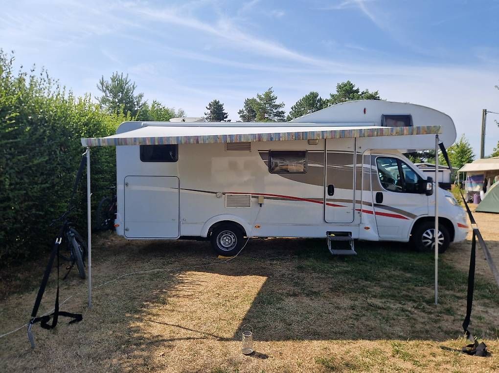 Mobilhome: Sunlight A70 inclusive Vorzelt – Usato da Wyssachen venduto da V12000
