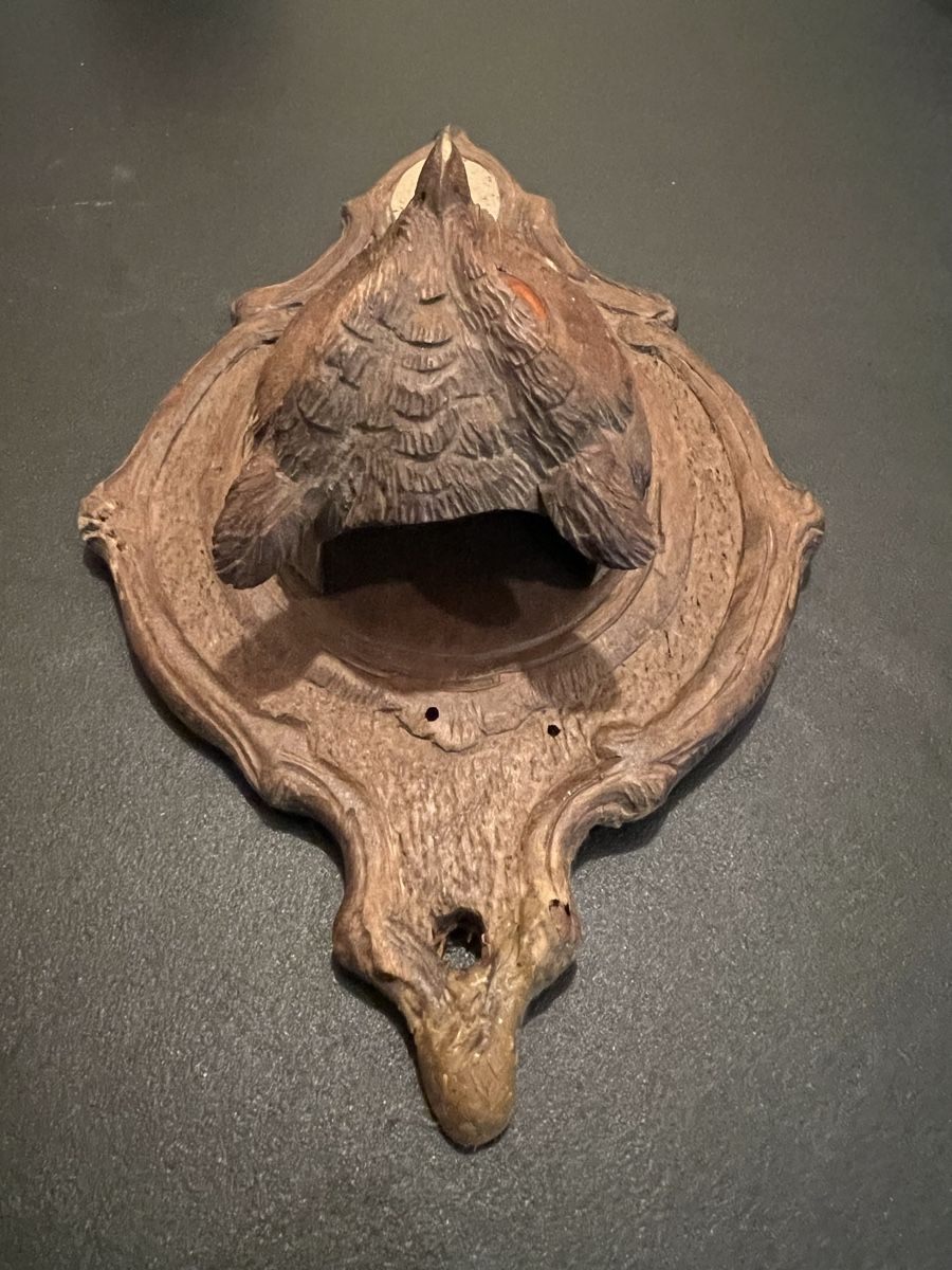Tutte le decorazioni: antiker Zündholzhalter aus Holz mit Glasaugen. Eule – Usato da Lyss venduto da Schmuggler 1