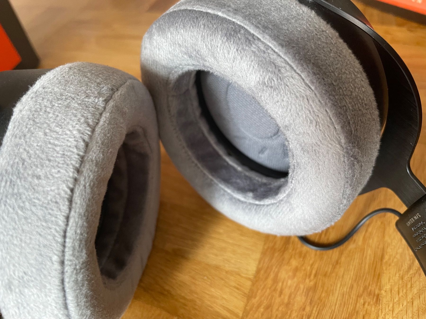 Beyerdynamic Kopfhörer: Beyerdynamic DT 700 PRO X - Casque studio – Gebraucht aus Martigny von  5
