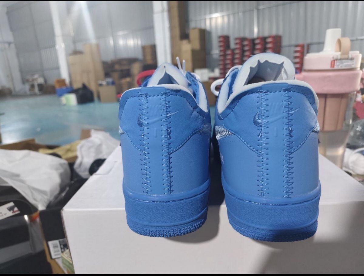 Off-White Scarpe da uomo: Nike Air Force 1 niedrig Off-White MCA hellblau – Nuovo (secondo la descrizione) da Sattel venduto da leo_nl98