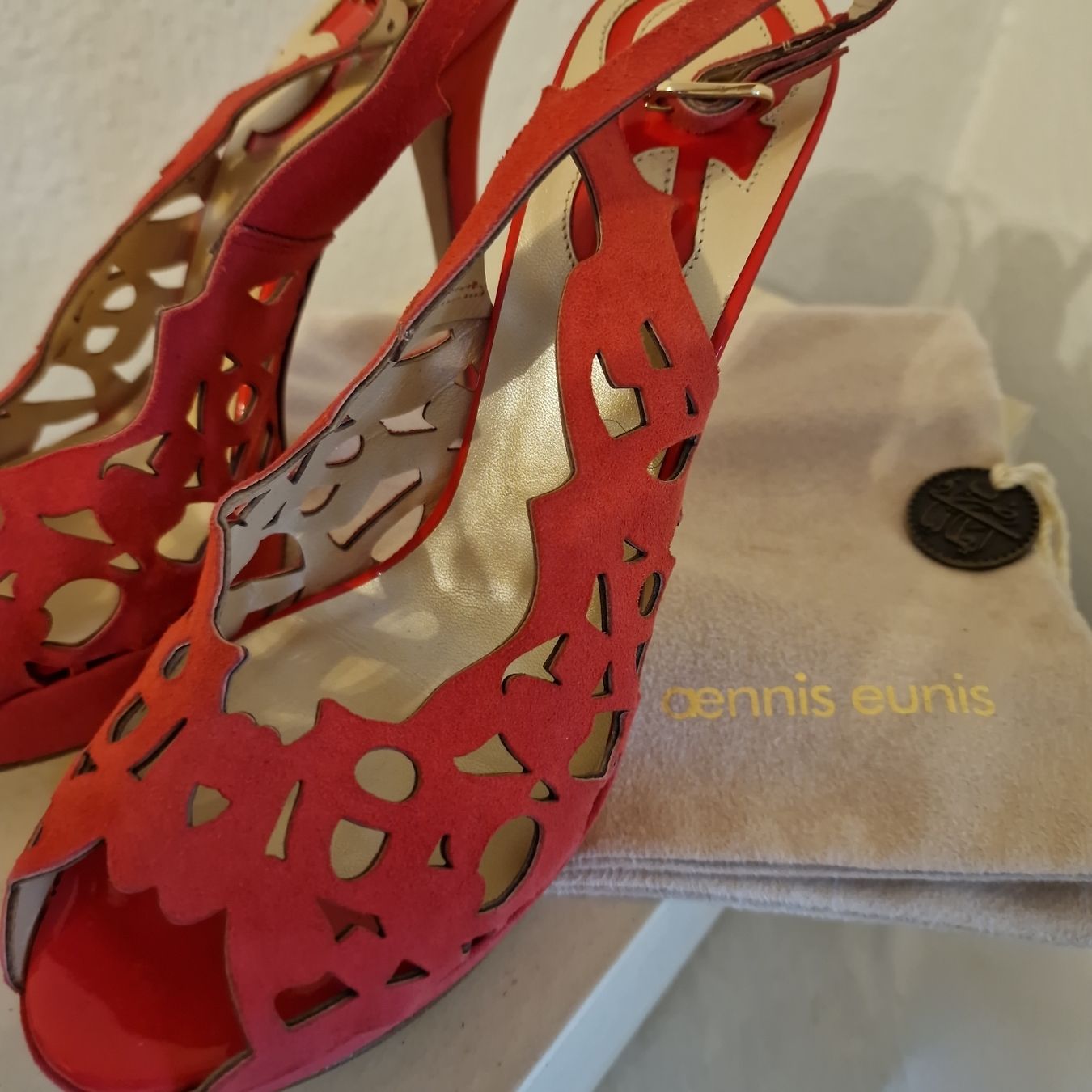Damenschuhe: Escarpins rouges Dennis Eunis T38,5 – Neu und originalverpackt aus Genève von alv_6979 5