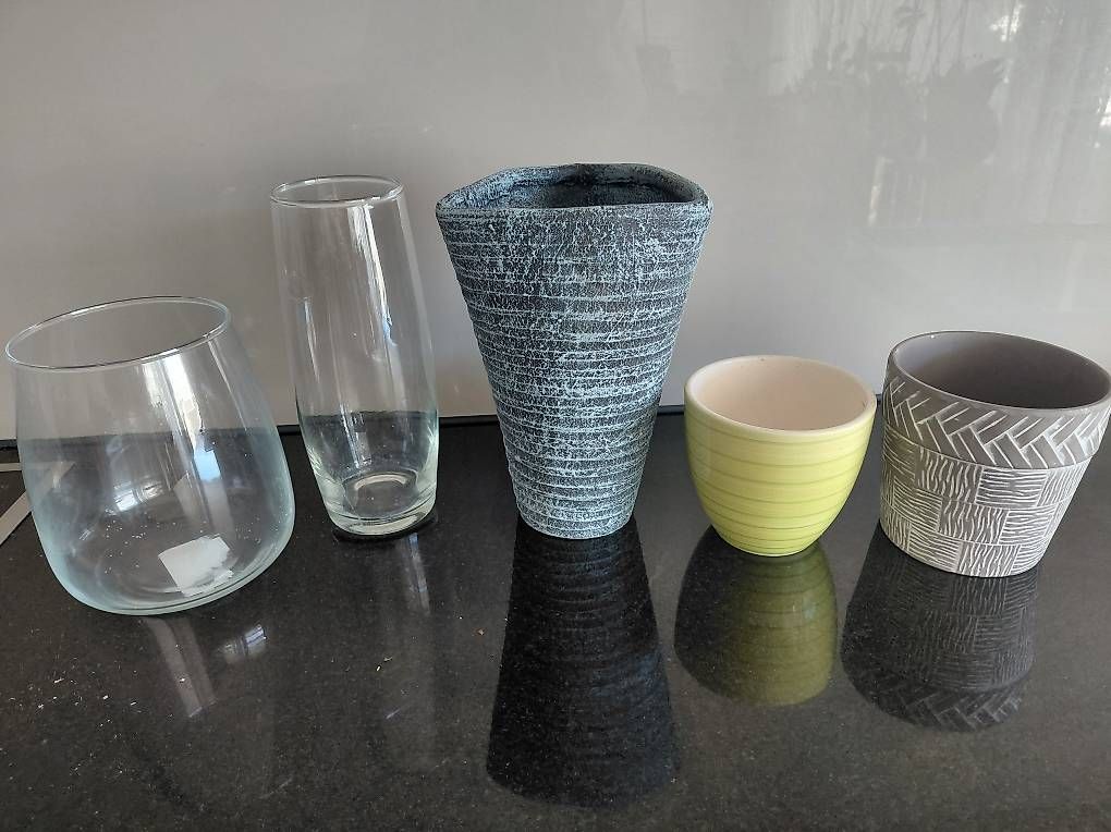 Pots de fleurs: div. Blumentöpfe/Vasen – D'occasion à Schötz par chr_khn7