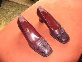 dunkelrote Leder Pumps Gr. 39