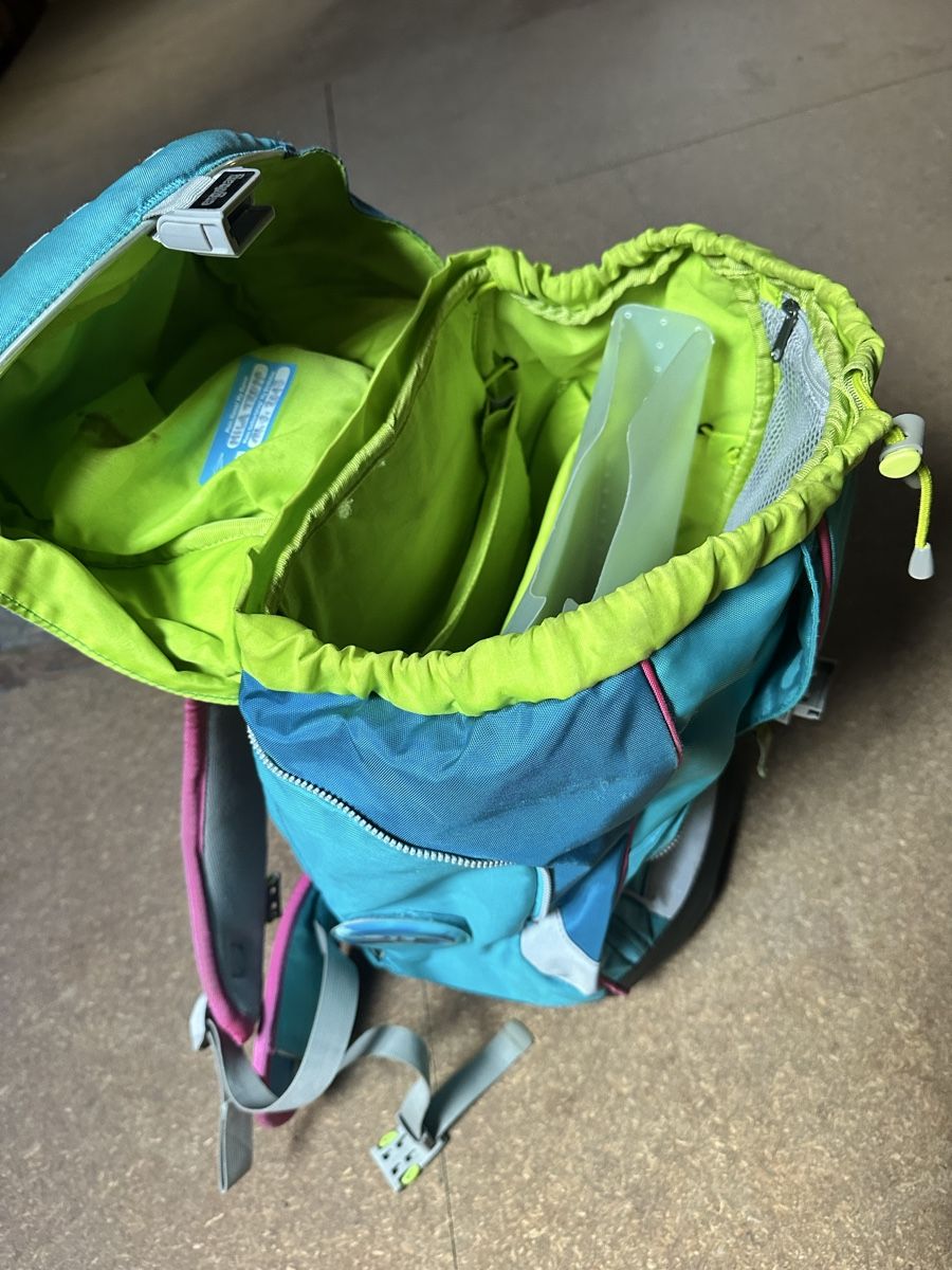 Ergobag Sacs & sacs à dos: Ergobag Schulthek/ Rucksack mit Turnsack – D'occasion à Zürich par Flokke33 3