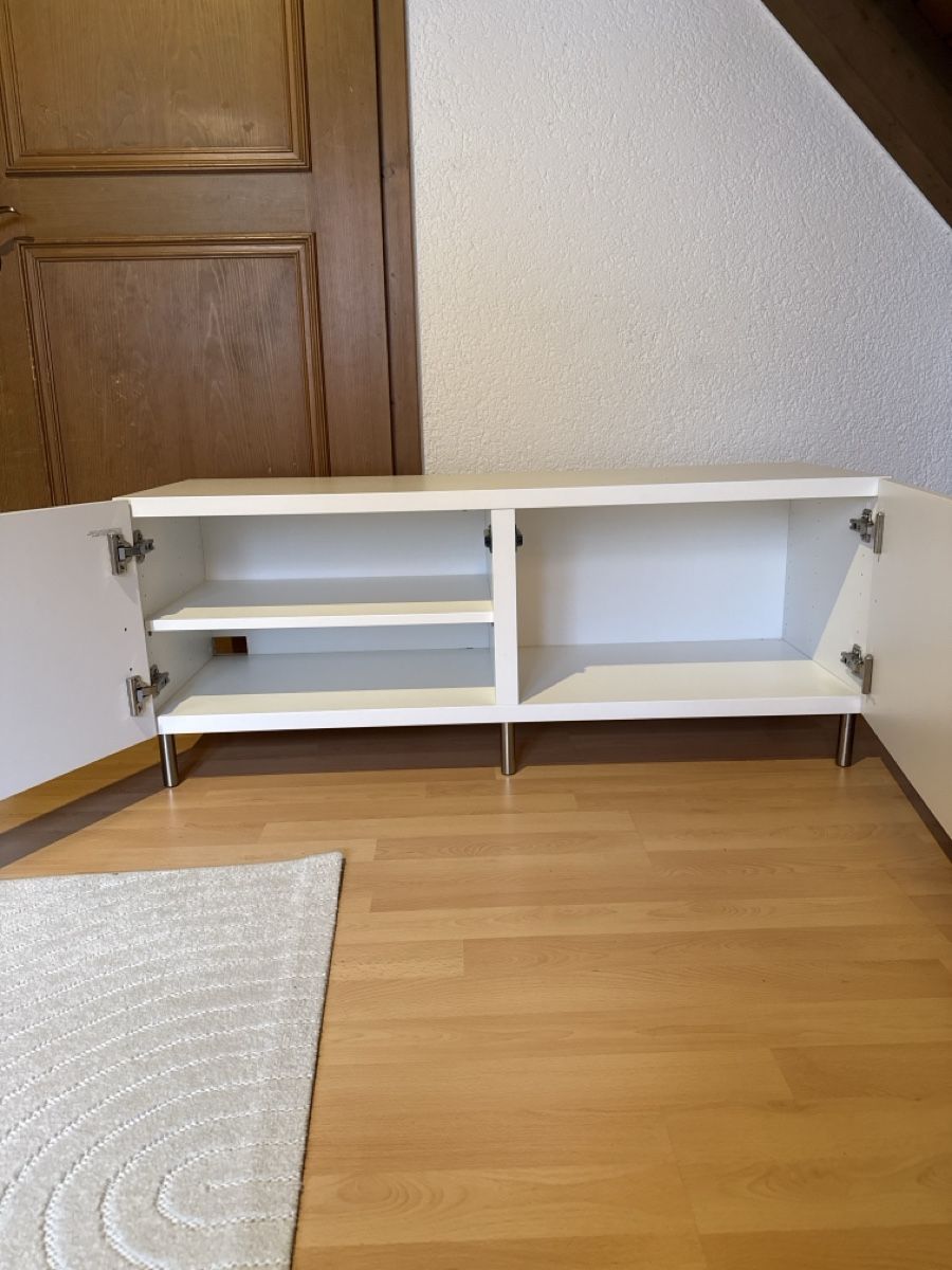 Ikea Mobili TV: Besta Sideboard 120 x 40cm – Usato da Immensee venduto da sve_bh2n 1