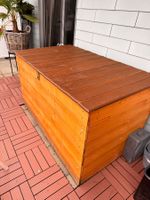 Holzbox für den Garten