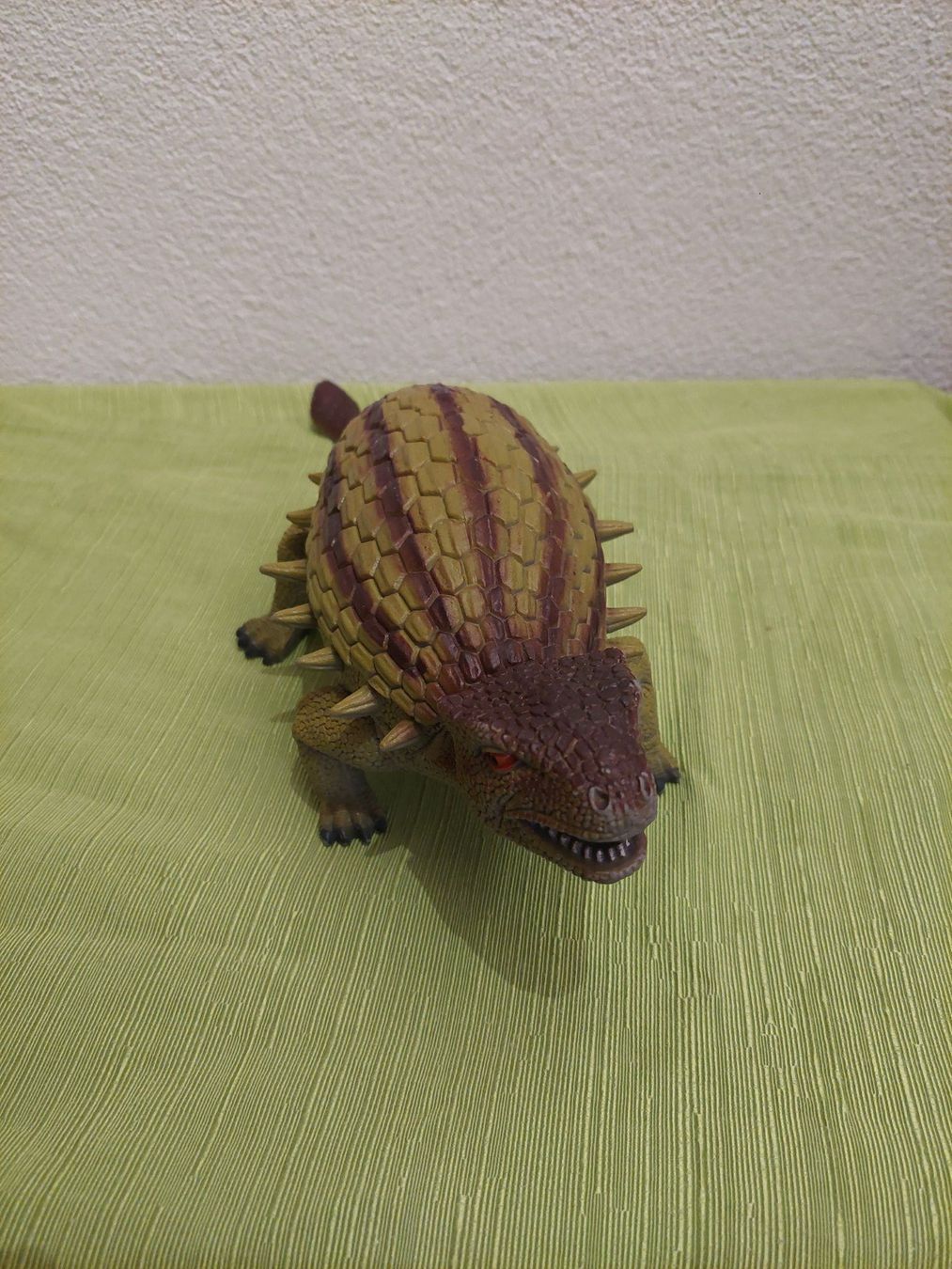 Jouets: Dinosaurier aus Plastik – D'occasion à Salmsach par TomGi01 1