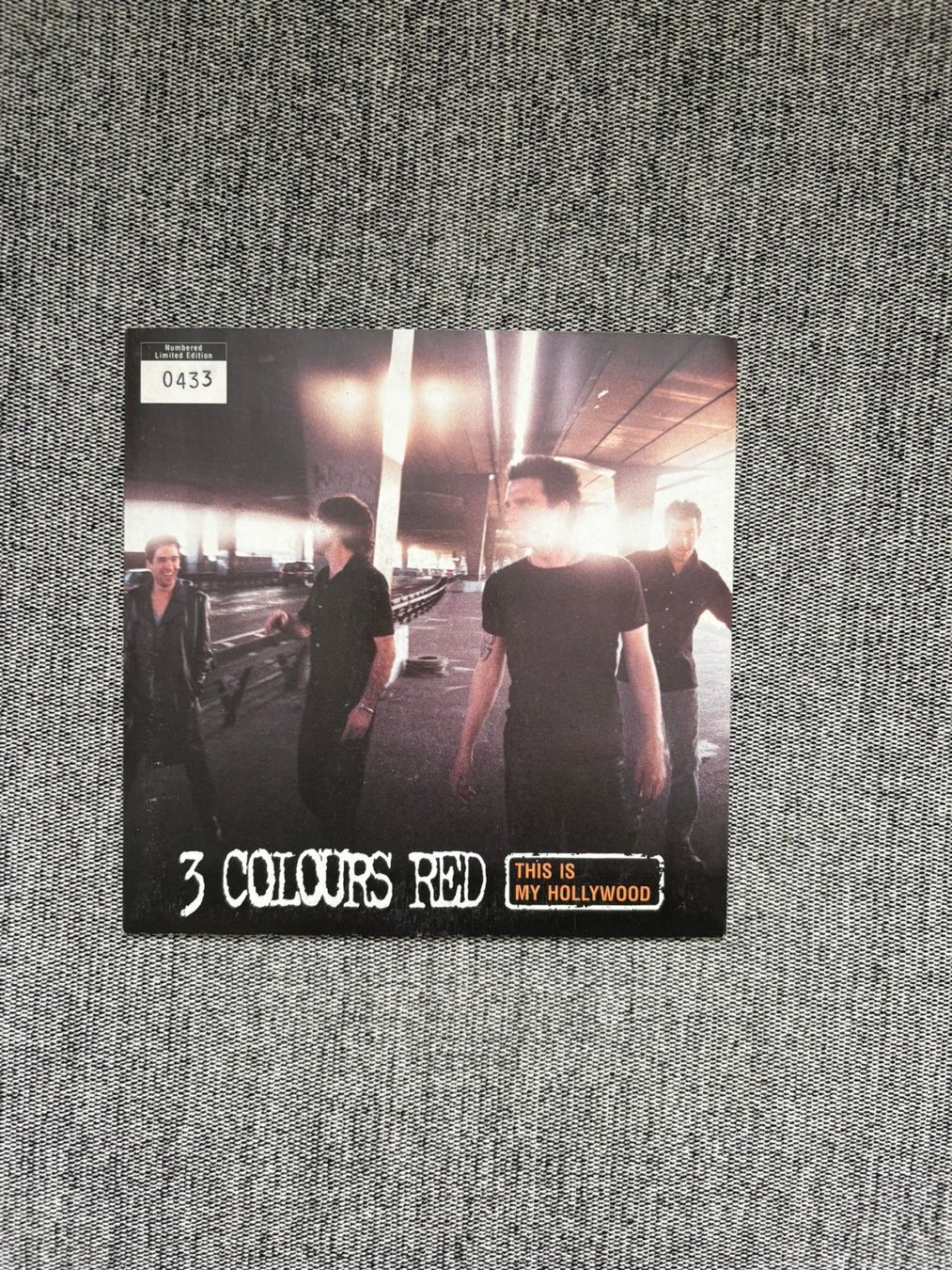 Dischi in vinile: 3 Colours Red - This Is Hollywood – Usato da Zofingen venduto da Bigron
