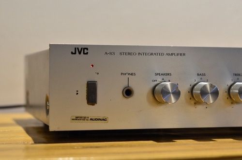 JVC Amplificatori: JVC A-S3 Stereo integrierter Verstärker – Usato da Trimbach venduto da SABO-61 6