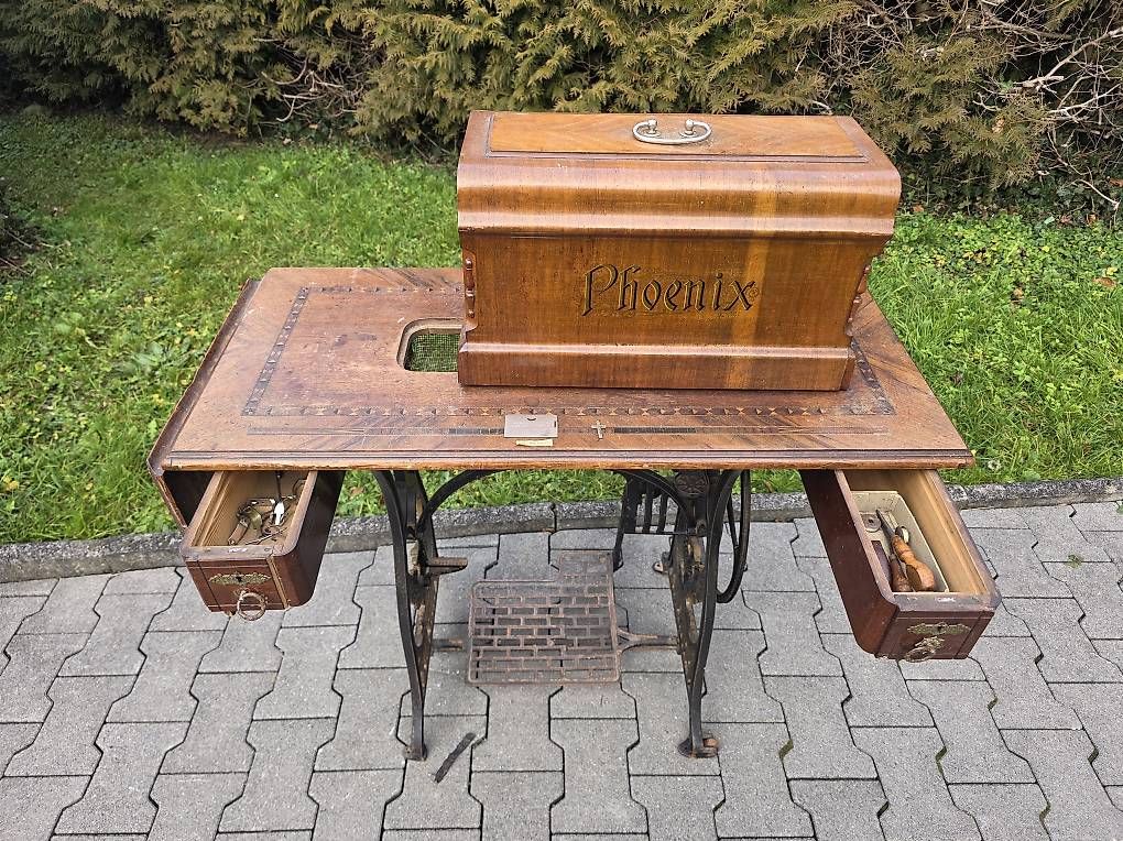 Machines à coudre: Antike Phoenix Nähmaschine – D'occasion à Thal par Jones9424 4