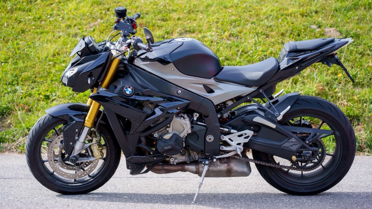 BMW Strada: BMW S1000R - SC Project Auspuff - 2015 – Usato da Strengelbach venduto da KW. 6