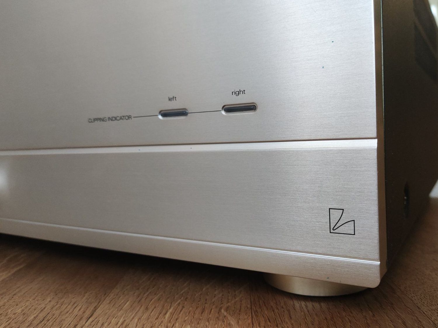 Luxman Amplificatori: High-End-Leistungsendstufe Luxman M-383 – Usato da Bergdietikon venduto da Tigerstyle 4