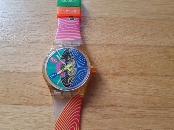 Swatch Montres: Swatch Uhr – Neuf (Voir description) à Bottighofen par Miatax5