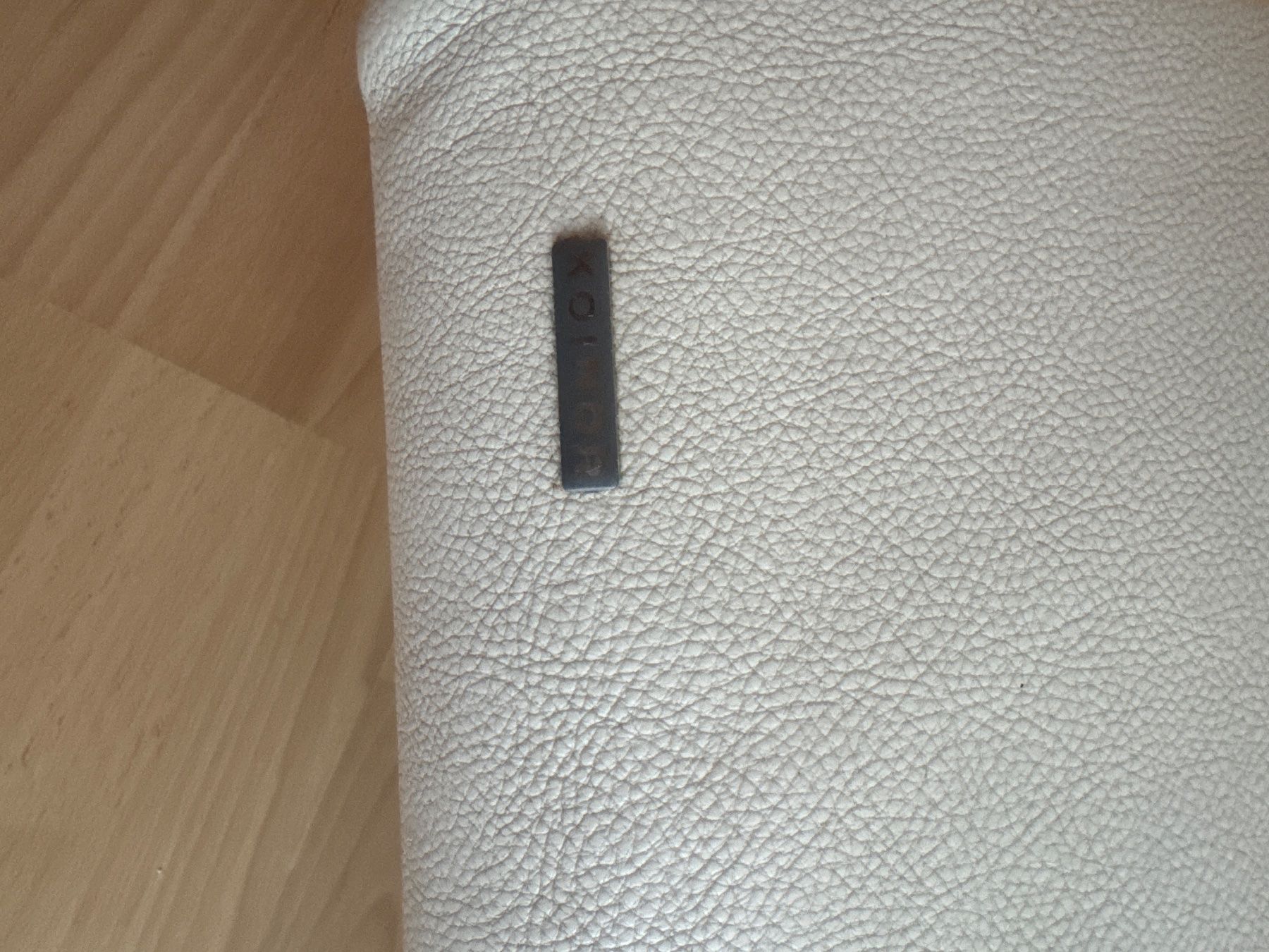 Koinor Divani: Ledersofa hellbeige 2-Sitzer guter Zustand – Usato da Solothurn venduto da Schnyder6829 2
