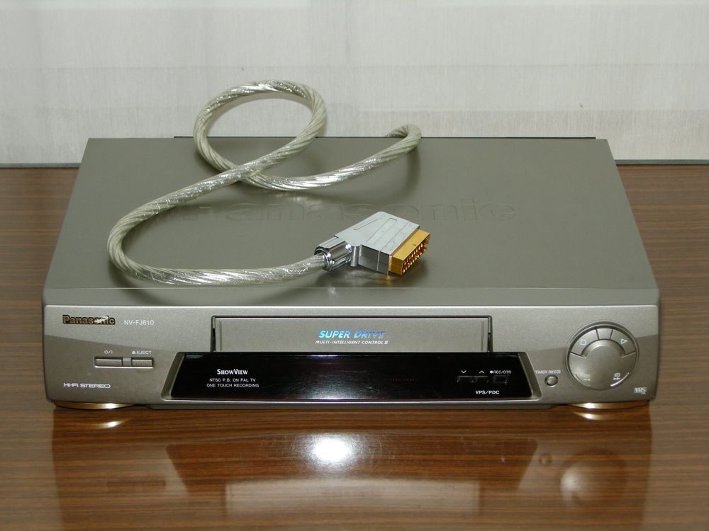 Videorecorder VHS Panasonic NVFJ610 Inkl. HDMI Adapter Acheter sur