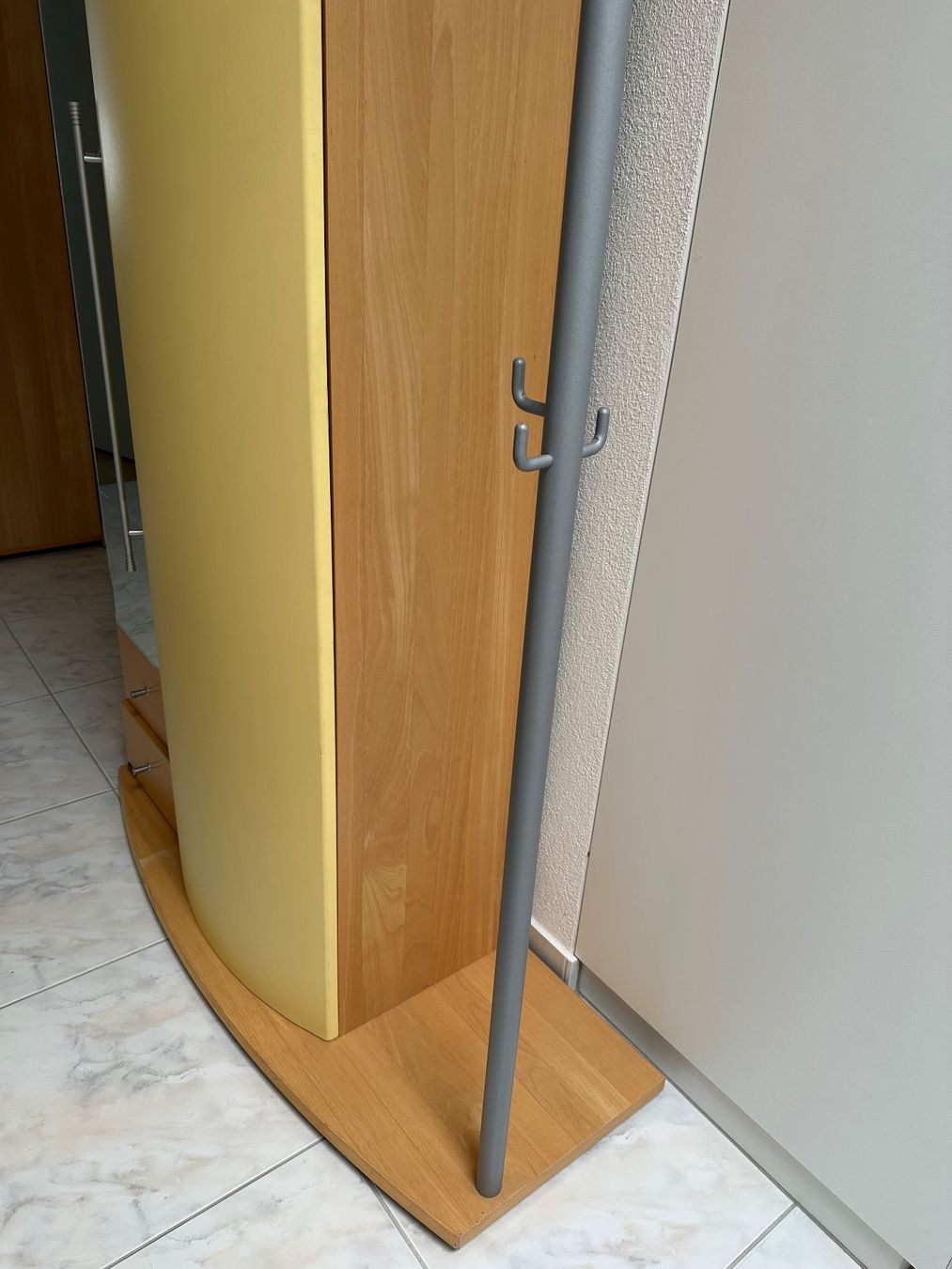 Guardaroba: Schöne Garderobe (DIGA), Flurschrank – Usato da Wallisellen venduto da funnydance 8