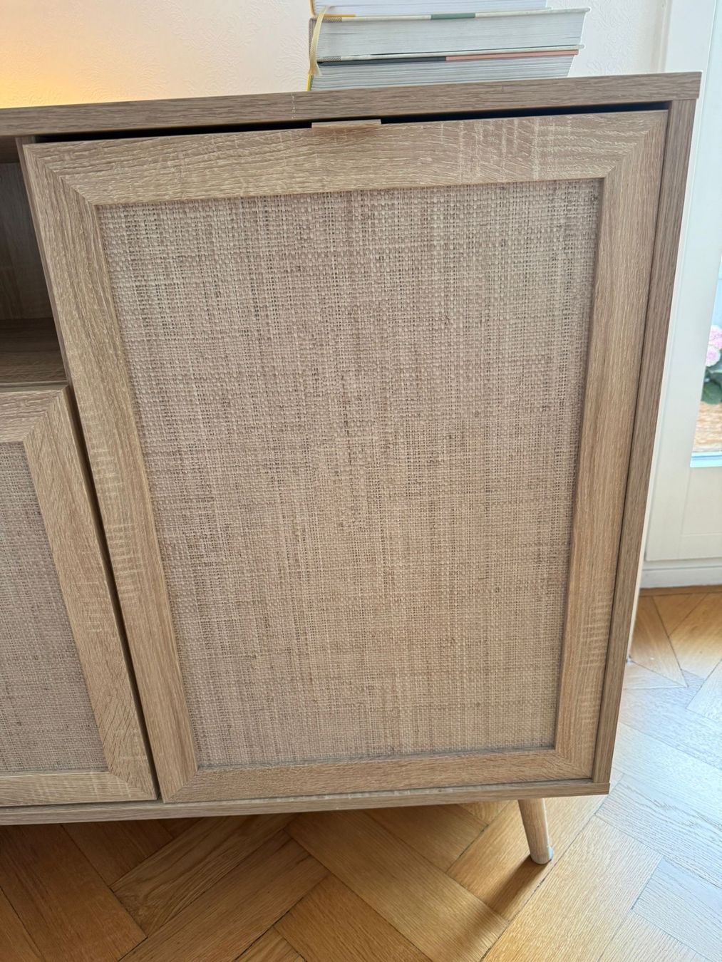 Cassettiere: Kommode Holzoptik mit Rattan-Türen – Usato da Zürich venduto da mar_vtx2 3