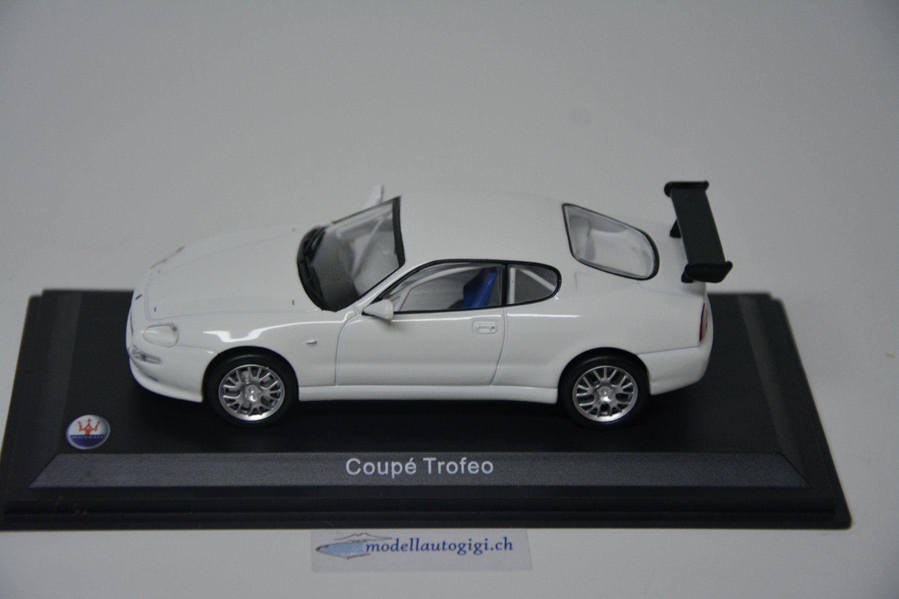 Maserati Modellini d'auto: Maserati Coupé Trofeo 2003 , 1:43 – Nuovo e nell'imballaggio originale da Goldach venduto da Feivel9 1
