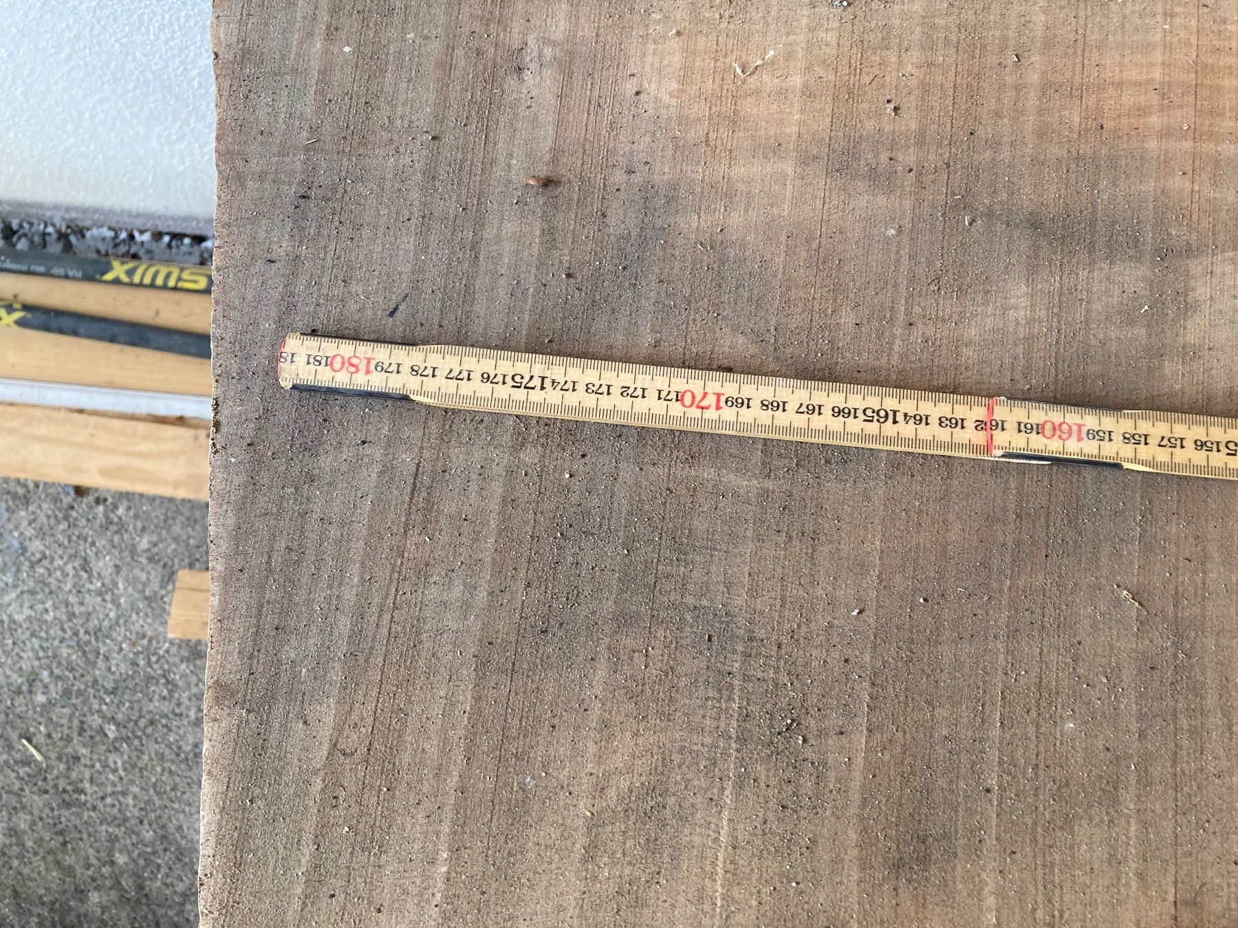 Articles en bois: Nussbaum Stamm – D'occasion à Mettmenstetten par Heretofly 2