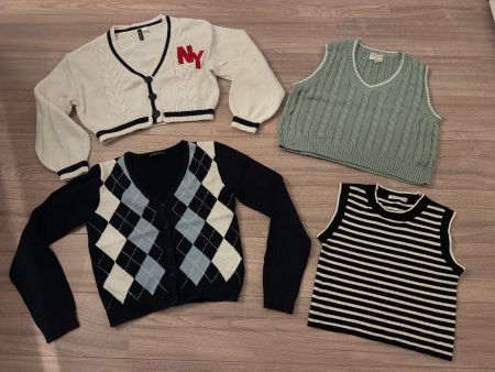 4 Stk. Damen Pullover/Pullunder Set Gr. S