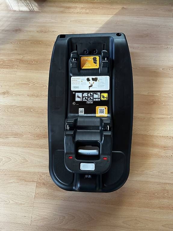 Wandhalterungen: Joje isofix halterung – Gebraucht aus Aesch BL von Cy92l