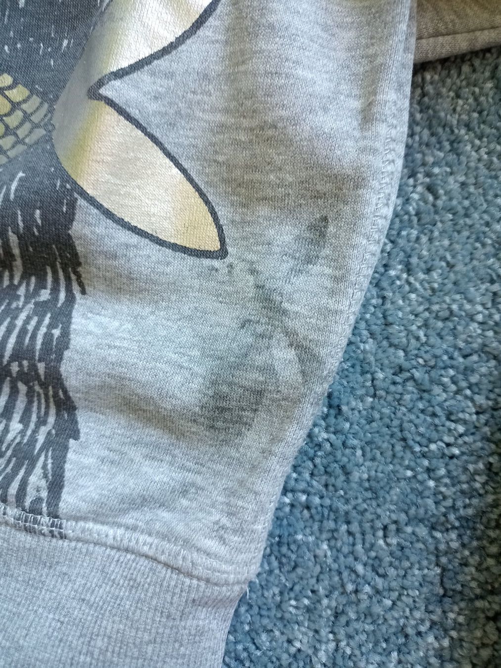 Pullover & Sweatshirts: 3 Pullis, Gr. 98 – Gebraucht aus Winterthur von voan 2