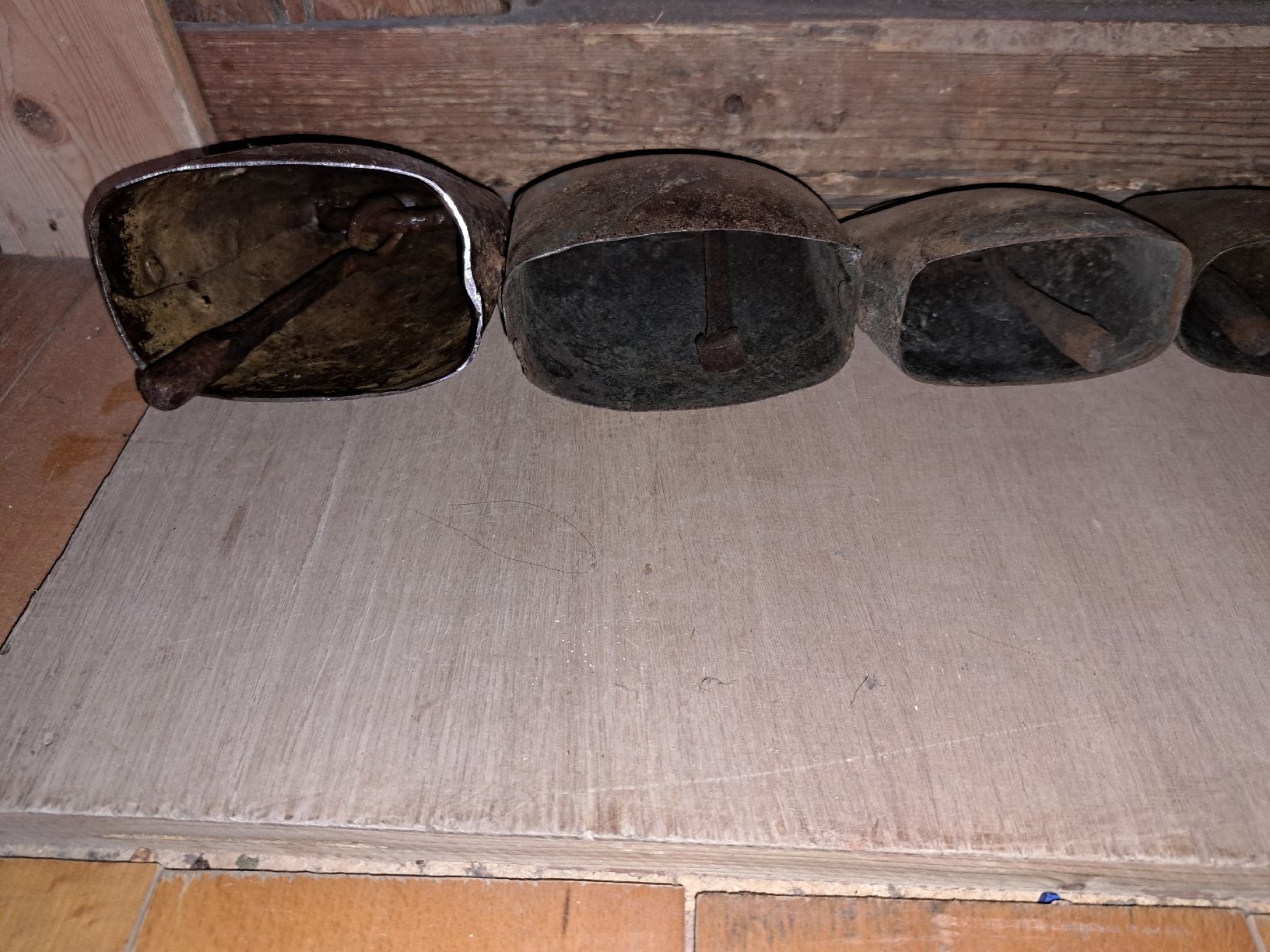 Glocken & Treicheln: Kuhglocken Set 12 Stk. verschiedene Grössen  – Gebraucht aus Egg (Flawil) von Tuli_pan72 4