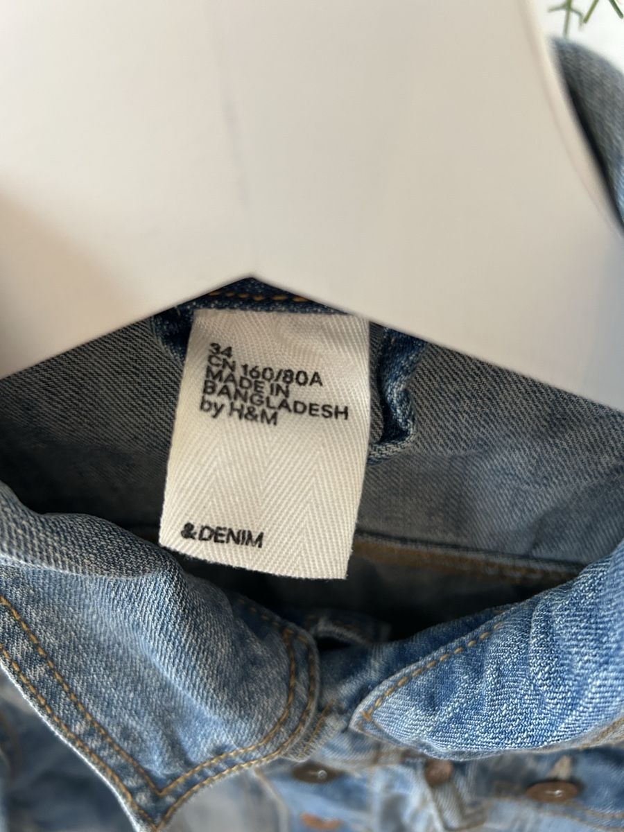 H&M Giacche: H&M Jeansjacke Grösse 34 – Usato da Niederhelfenschwil venduto da aur_ms6f 4