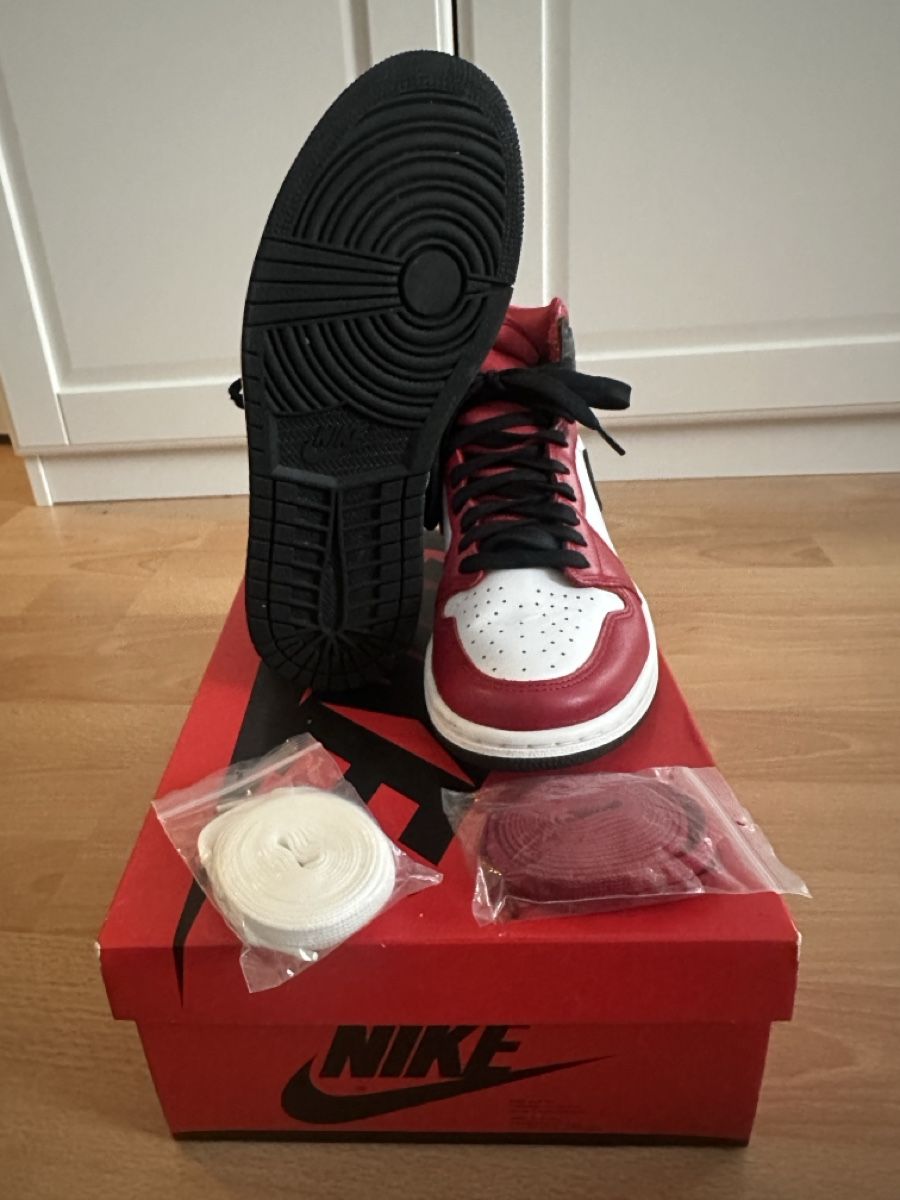 Nike Scarpe da uomo: Nike Air Jordan 1 High OG "Satin Snake" – Nuovo (secondo la descrizione) da Luzern venduto da gnika